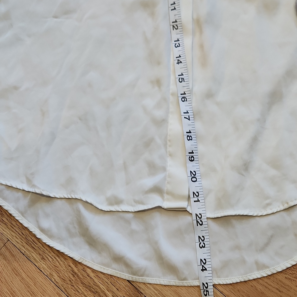 Quince Off White V-Neck Sleeveless Camisole Silk Spandex Blend Size Large - Picture 12 of 14